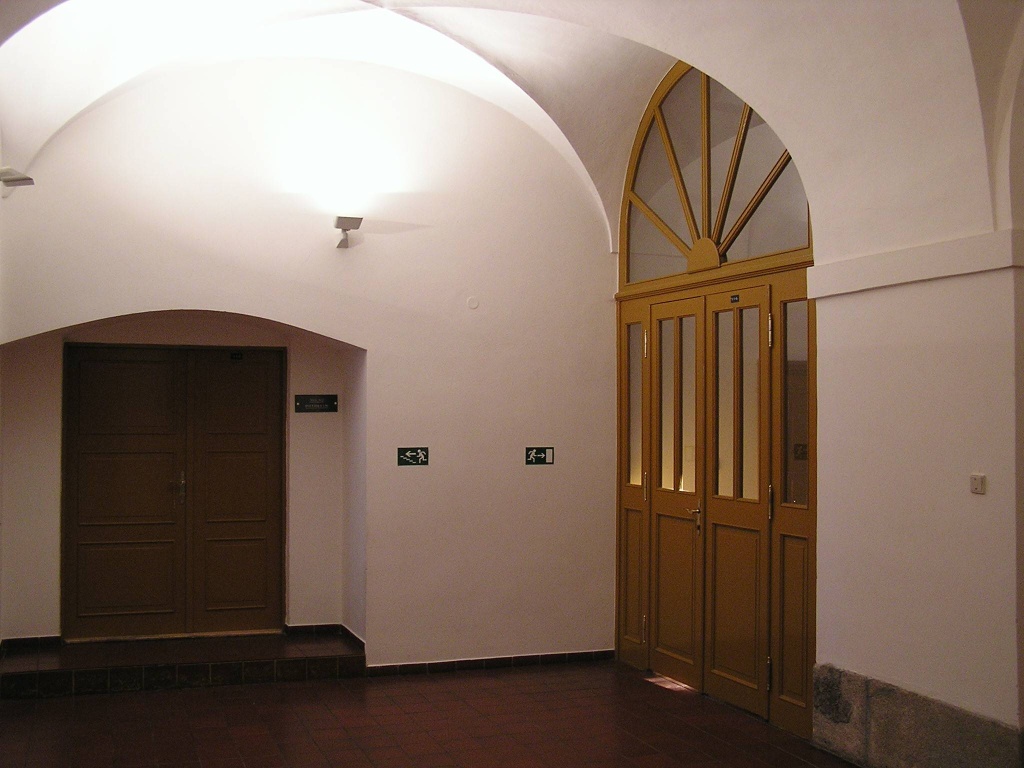 62